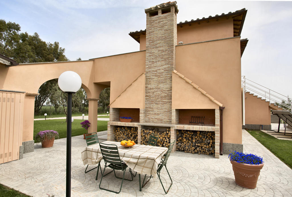 Вилла Agriturismo Pian Di Spille - Golf Тарквиния Экстерьер фото
